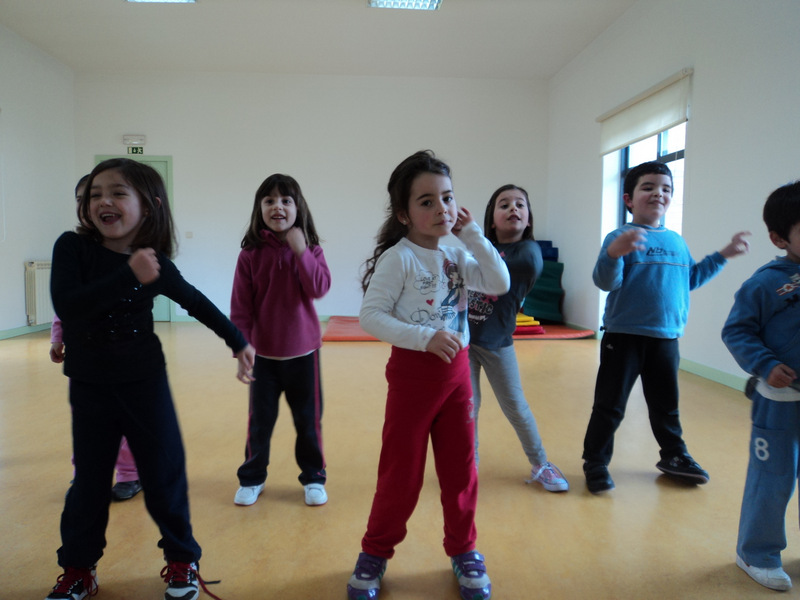 Aula de Dança Criativa